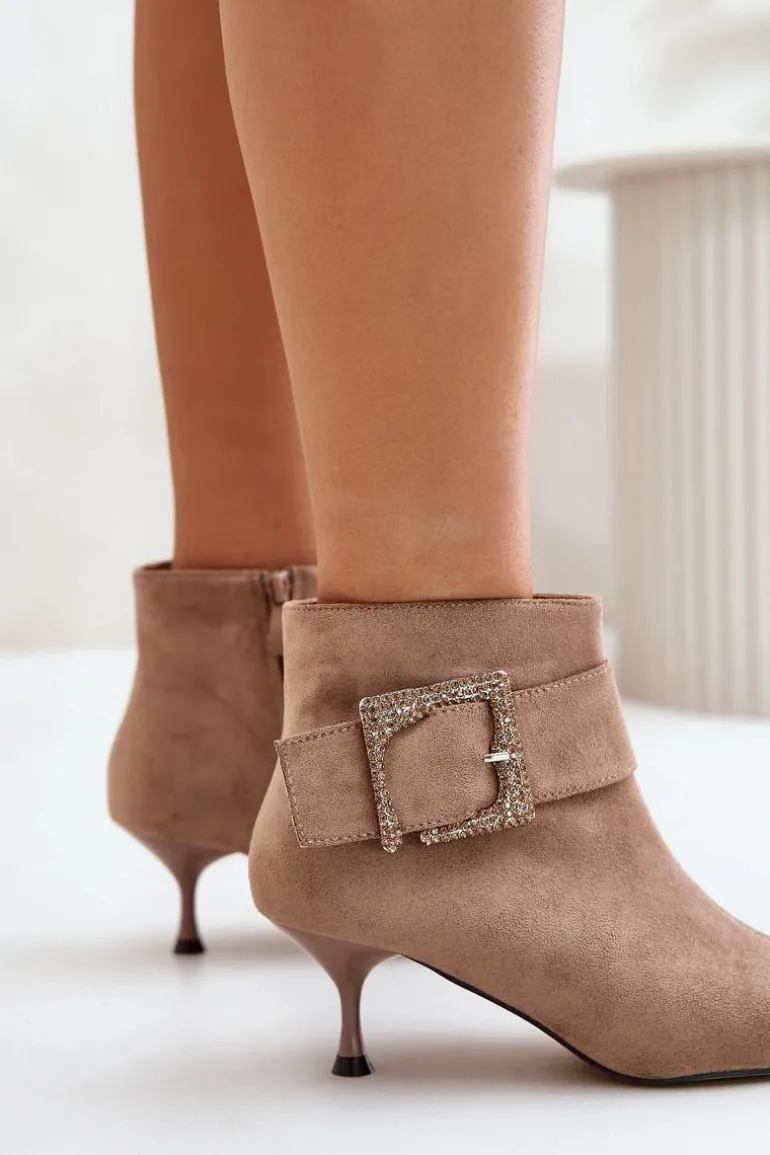 Botki Damskie Na Szpilce Z Ozdobną Klamrą Beżowe Nirilis