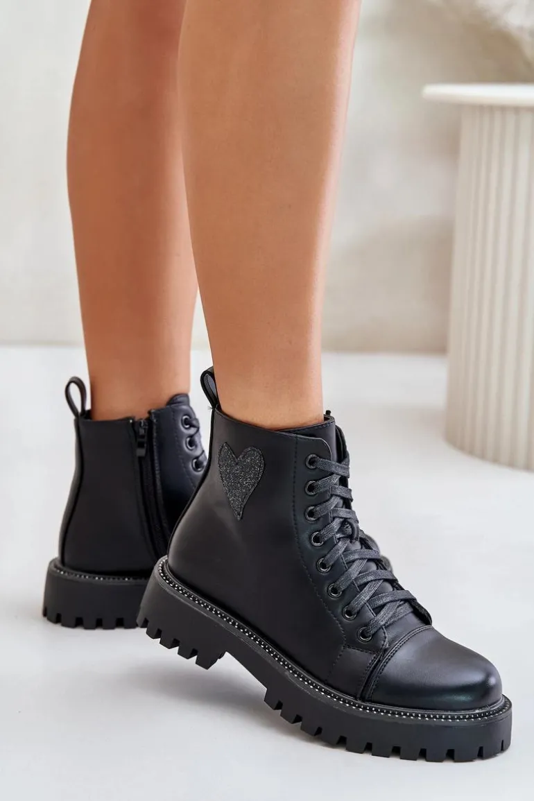 Botki Damskie Na Zamek Z Ozdobnym Sercem Czarne Obeena