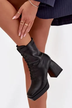 Botki Damskie Ocieplane Na Słupku Ze Sznurowaniem Czarne Juvina