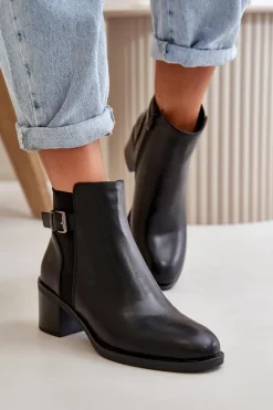 Botki Damskie Ocieplane Na Słupku Z Klamrą Czarne Nevillira