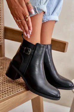 Botki Damskie Ocieplane Na Słupku Z Klamrą Czarne Nevillira