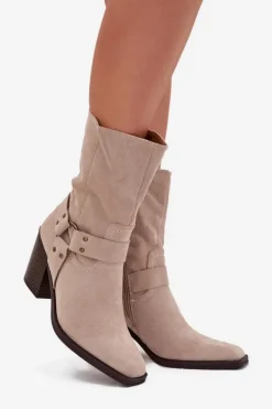 Botki Damskie Ocieplane Na Słupku Z Paskami I Ozdobnym Detalem Beżowe Neria