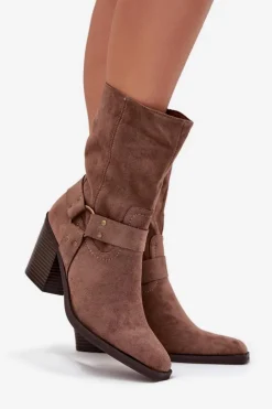 Botki Damskie Ocieplane Na Słupku Z Paskami I Ozdobnym Detalem Brązowe Neria