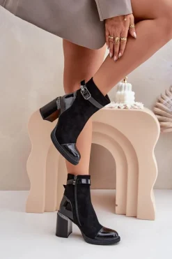 Botki Damskie Ocieplane Na Obcasie Słupku Z Ozdobną Klamrą D&A MR880-085 Czarne