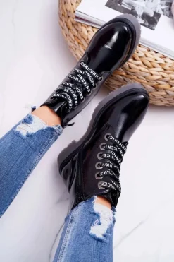 Botki Damskie Płaski Obcas Glany Lakierowane Czarne Sergio Leone TR726