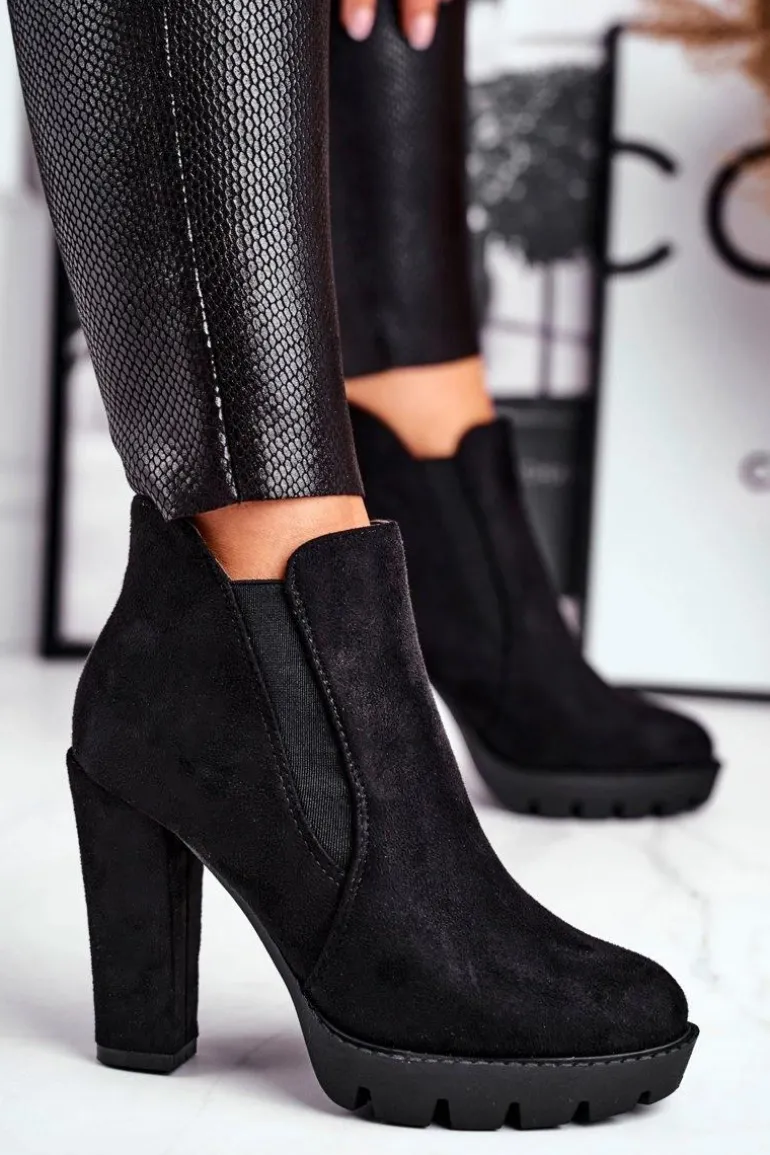 Botki Damskie Wsuwane Na Słupku Eko-Zamsz Czarne Berry