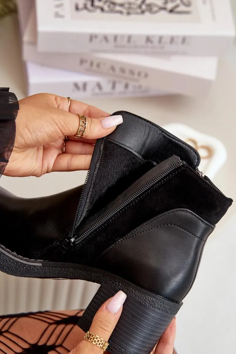 Botki Damskie Z Eko Skóry Na Słupku Ocieplane Czarne Revianna