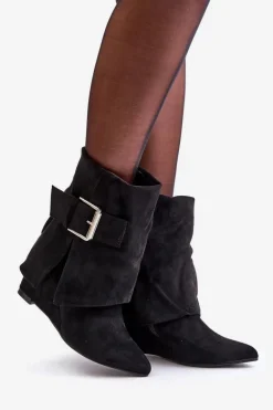 Botki Na Koturnie Z Wywiniętą Cholewką I Klamrą Eko Zamszowe Czarne Vortinia