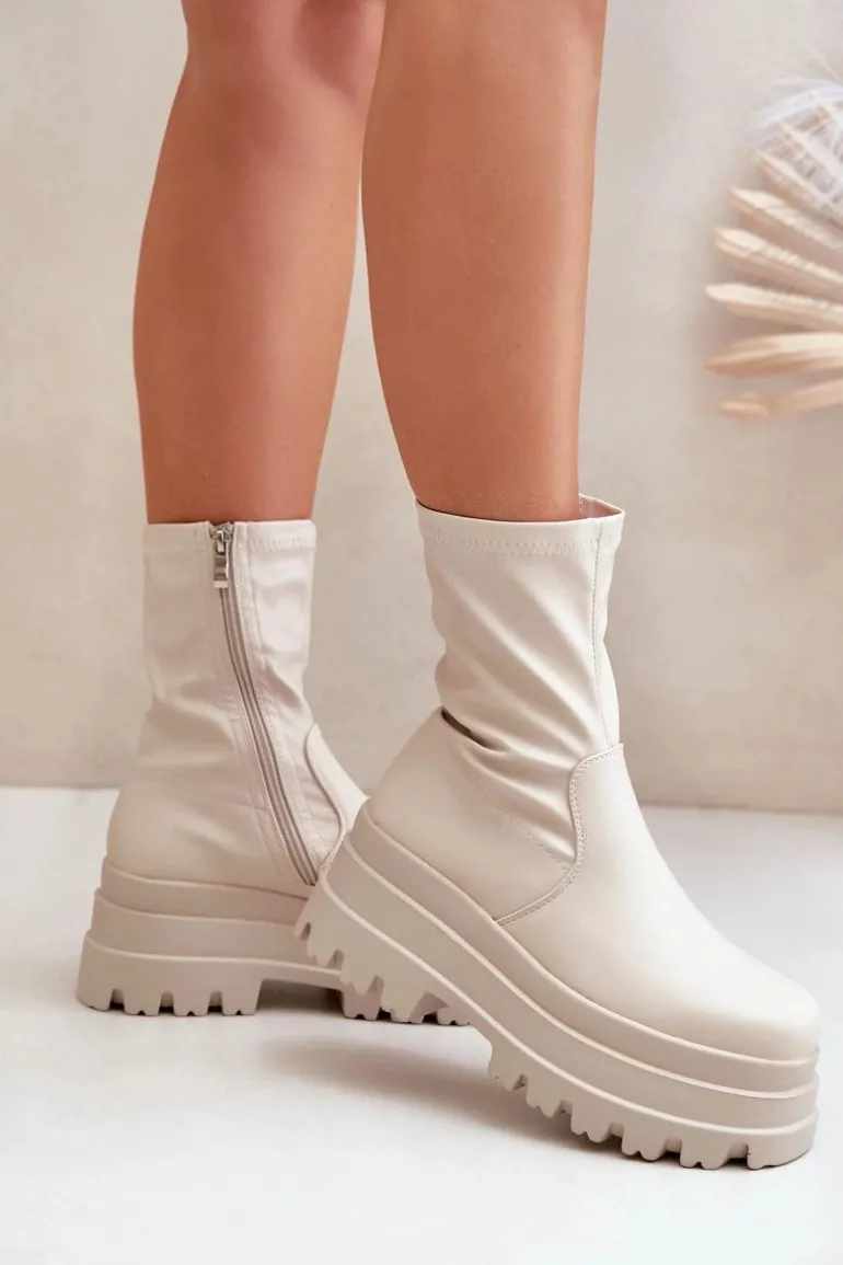 Botki Na Masywnej Platformie Jasnobeżowe Florinara