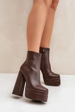 Botki Na Masywnej Platformie I Słupku Ocieplane Czekoladowe Selahra