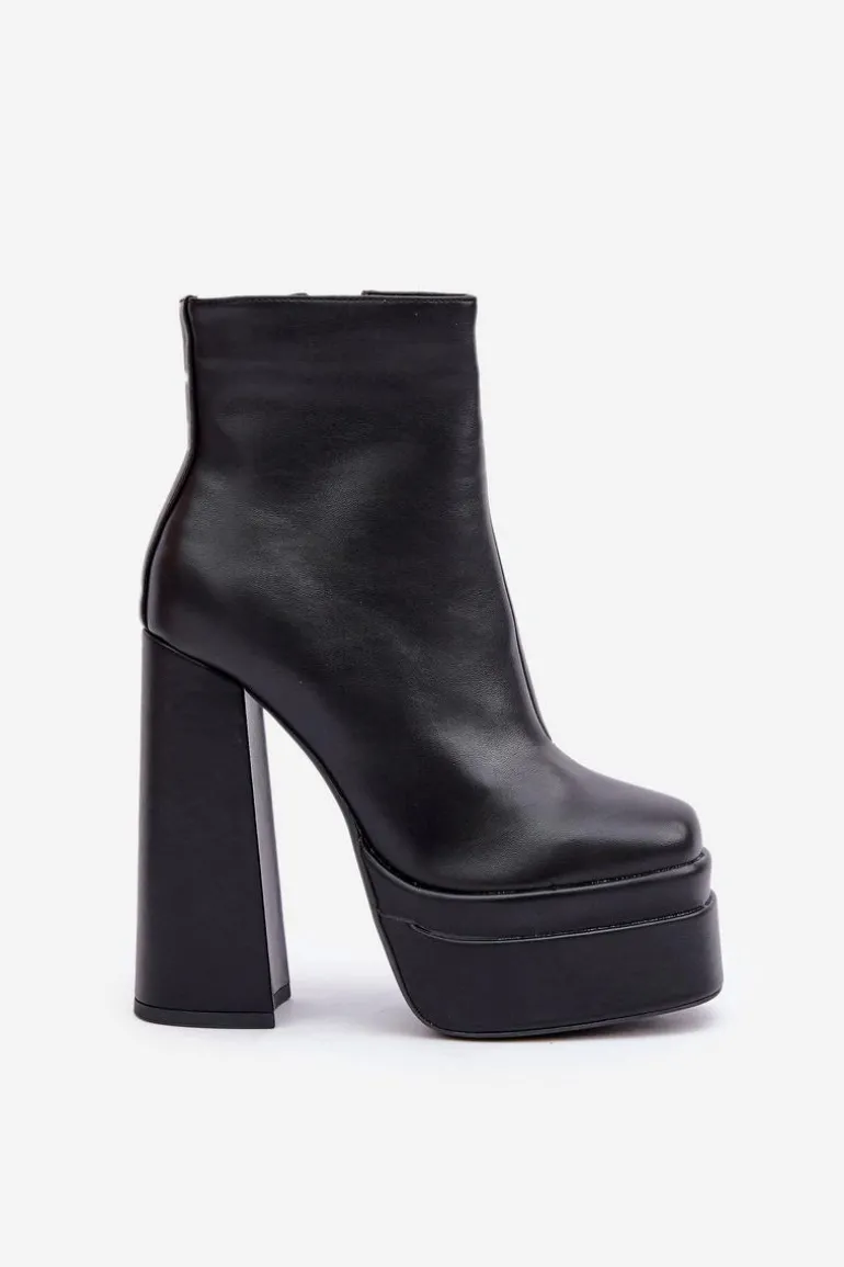 Botki Na Masywnej Platformie I Słupku Ocieplane Czarne Selahra