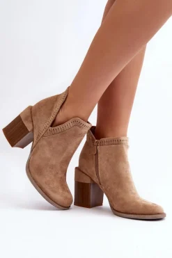 Botki Na Masywnym Słupku Z Wycięciem Beżowe Jolnima