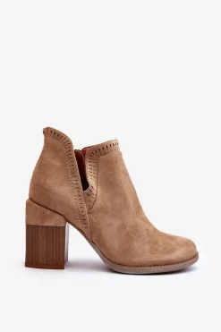 Botki Na Masywnym Słupku Z Wycięciem Beżowe Jolnima