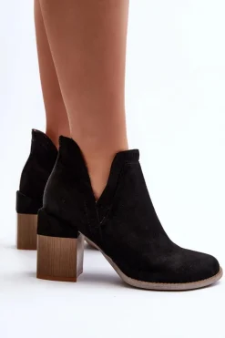Botki Na Masywnym Słupku Z Wycięciem Czarne Jolnima