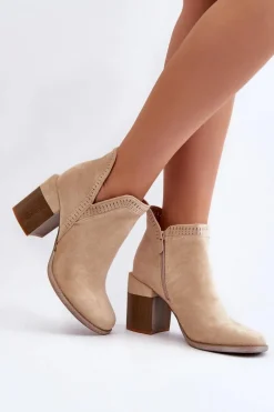 Botki Na Masywnym Słupku Z Wycięciem Jasnobeżowe Jolnima