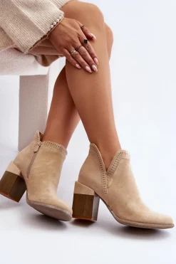 Botki Na Masywnym Słupku Z Wycięciem Jasnobeżowe Jolnima