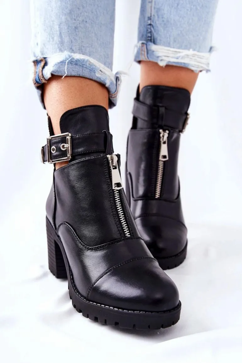 Botki Na Obcasie Z Klamrą Czarne Clive