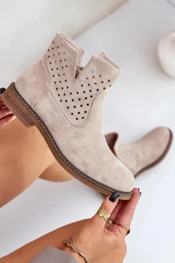 Botki Na Płaskim Obcasie Z Ażurową Cholewką Jasnobeżowe Elivaya