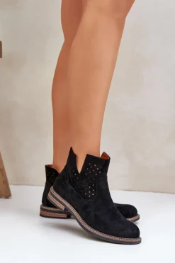 Botki Na Płaskim Obcasie Z Ażurową Cholewką Czarne Elivaya