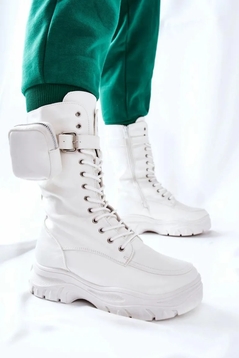 Botki Na Platformie Z Nerką Białe Issanti