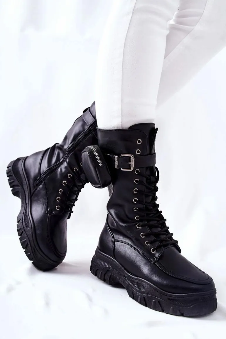 Botki Na Platformie Z Nerką Czarne Issanti