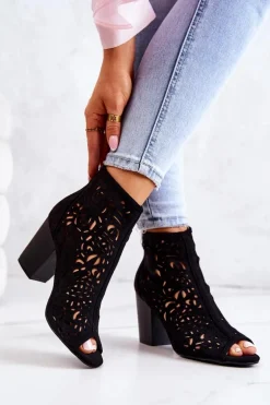 Botki Na Słupku Ażurowe Czarne Brittany