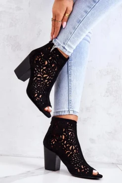Botki Na Słupku Ażurowe Czarne Brittany