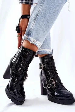 Botki Na Słupku Lakierowane Z Klamrą Czarne Flaris