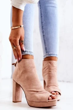Botki Na Słupku Odkryte Palce Beżowe Adore