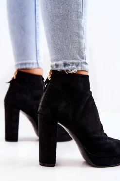 Botki Na Słupku Odkryte Palce Czarne Adore