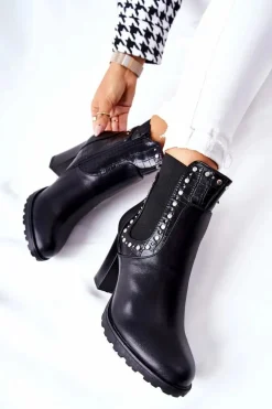 Botki Na Słupku Z Dżetami Czarne Wissey