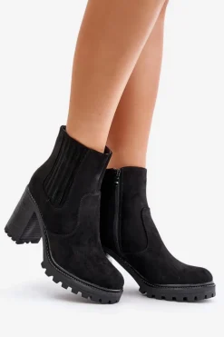 Botki Na Słupku Z Eko Zamszu Czarne Mesiella