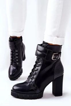 Botki Na Wysokim Słupku Czarne Wiązane Fasha