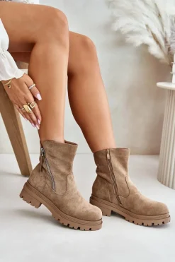 Botki Ocieplane Na Płaskim Obcasie Z Eko Zamszu Beżowe Reloma