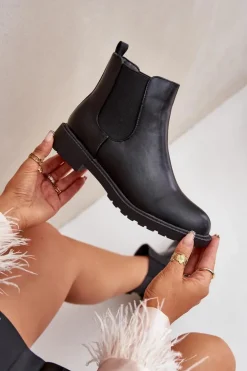 Botki Sztyblety Damskie Na Płaskim Obcasie Czarne Selanna