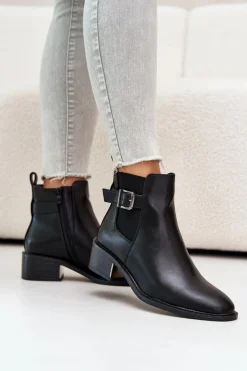 Botki Sztyblety Damskie Na Niskim Obcasie Ze Złotą Klamrą Czarne Vomera