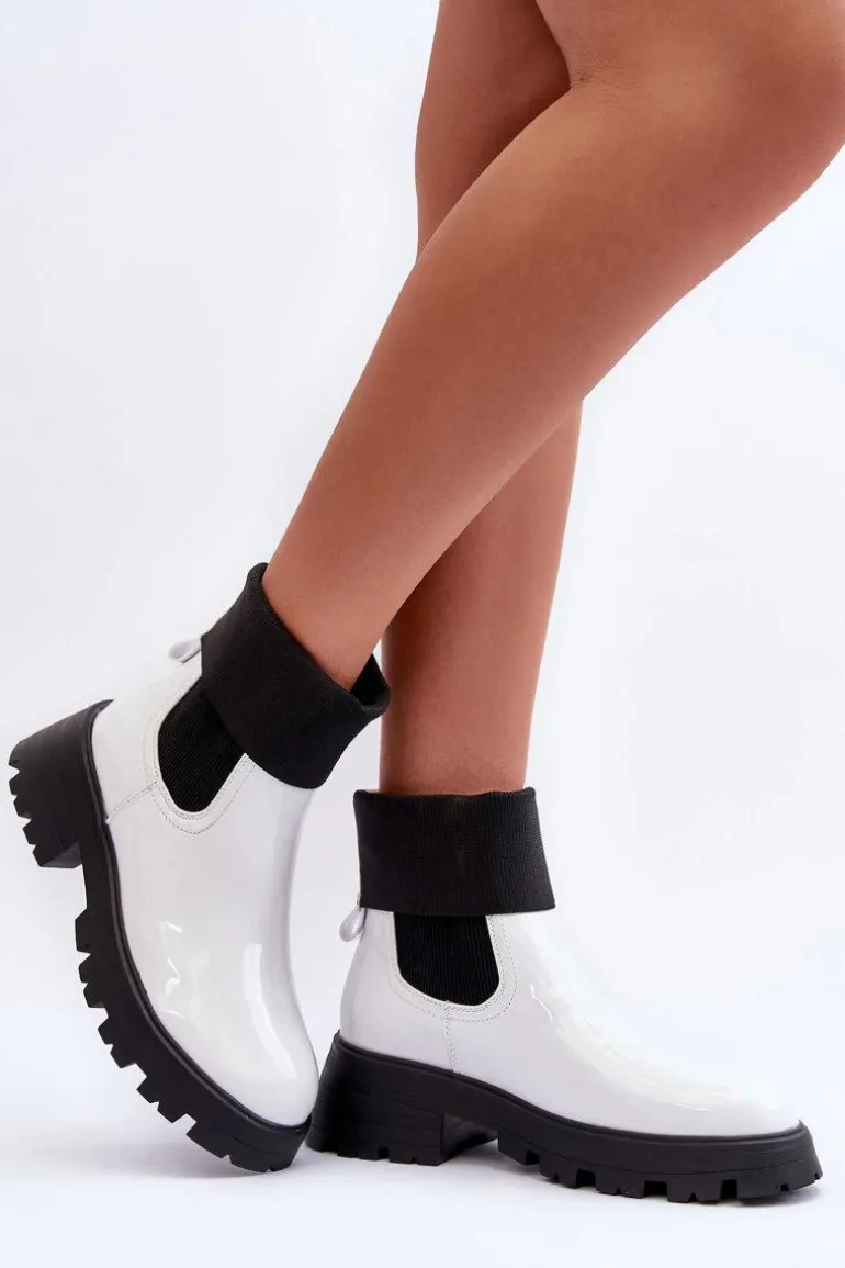 Botki Sztyblety Lakierowane Damskie Białe Pavo