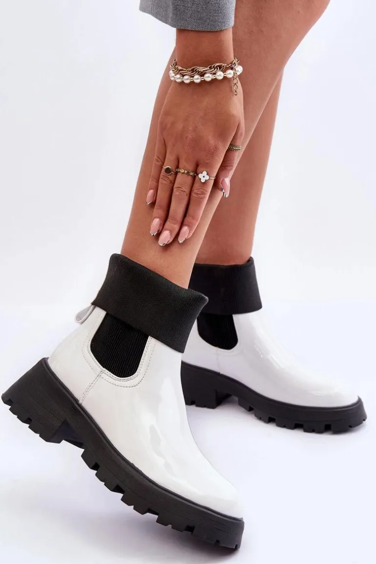 Botki Sztyblety Lakierowane Damskie Białe Pavo