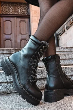 Botki Trapery Damskie Z Eko Skóry Czarne Bellora