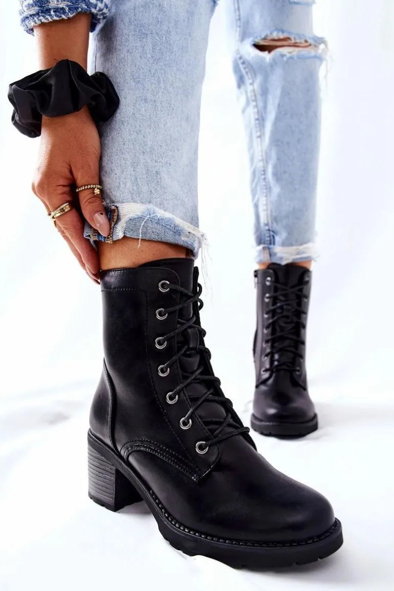 Botki Wiązane Na Słupku Ocieplane Czarne Nerynis