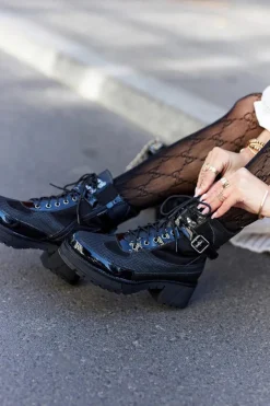 Botki Workery Z Klamrą Czarne Devera