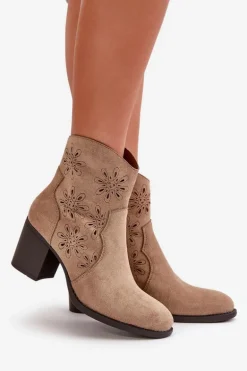 Botki Z Ażurową Cholewką Na Słupku Eko Zamszowe Beżowe Nevishiia