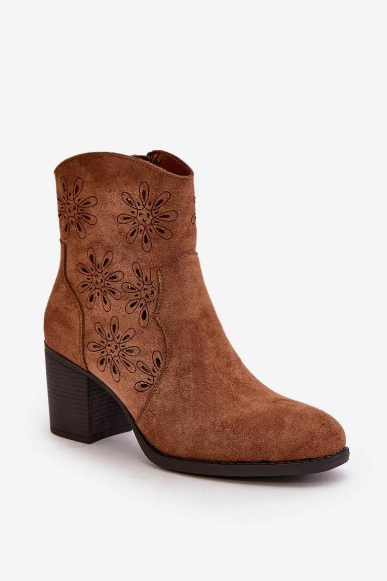 Botki Z Ażurową Cholewką Na Słupku Eko Zamszowe Brązowe Nevishiia