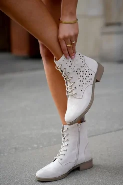 Botki Z Ażurowym Wzorem Na Zamek Jasnobeżowe Serfina