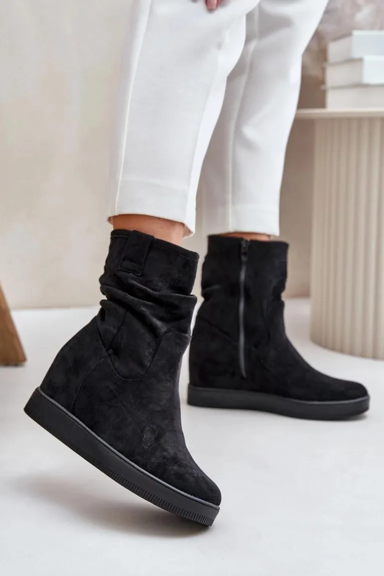 Botki Z Marszczoną Cholewka Na Ukrytym Koturnie Czarne Zinradea