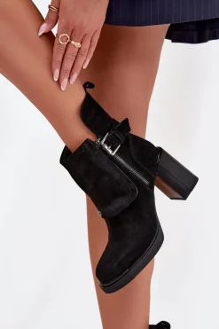 Botki Z Naturalnego Zamszu Na Słupku Z Klamrą Vinceza 91152 Czarne