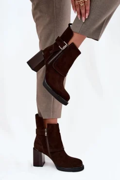 Botki Z Naturalnego Zamszu Na Słupku Z Klamrą Vinceza 91152 Czekoladowe