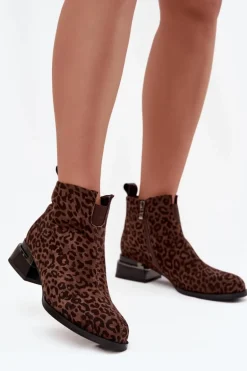 Botki Z Naturalnego Zamszu Na Klocku Panterka D&A JC52-852 Brązowe