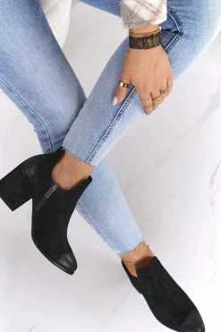 Botki Z Wycięciami Na Słupku Vinceza 21-10558 Czarne