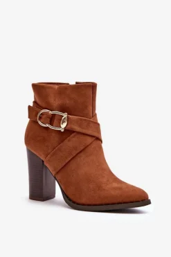 Botki Zamszowe Na Słupku Z Klamrą Camel Eftane